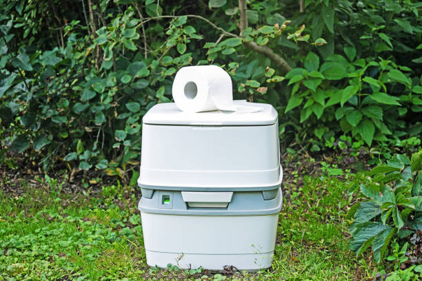 Best Portable toilet rental cost  in Howards Grove, WI