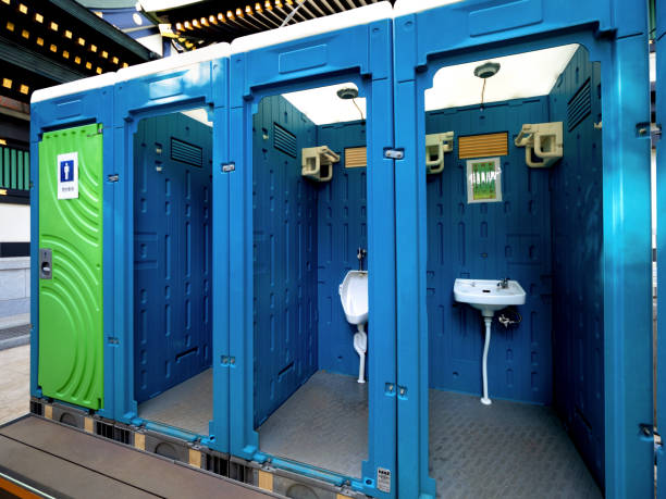 Best Porta potty rental near me  in Howards Grove, WI
