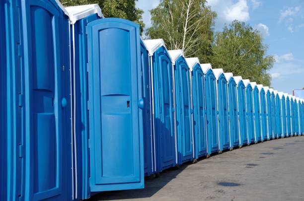 Best Affordable portable toilet rental  in Howards Grove, WI
